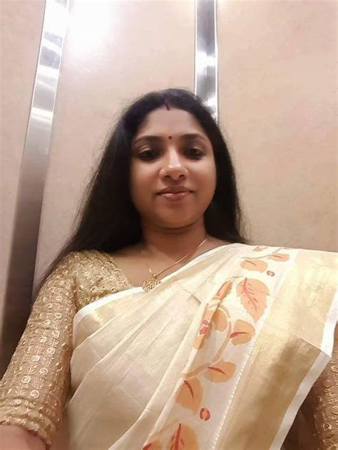 kerala aunty sexy video tamil|Saree videoss (@sareevideoss) • Instagram photos and videos